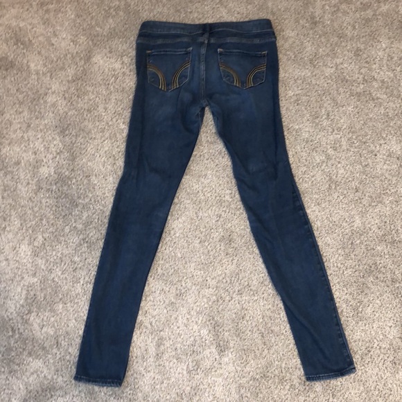 Hollister Skinny Jeans - Picture 8 of 8
